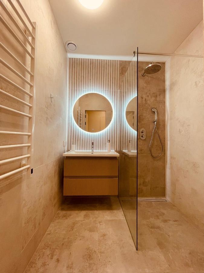 Kobiela Apartments Family Delux Ktw City Center Katowice Ngoại thất bức ảnh