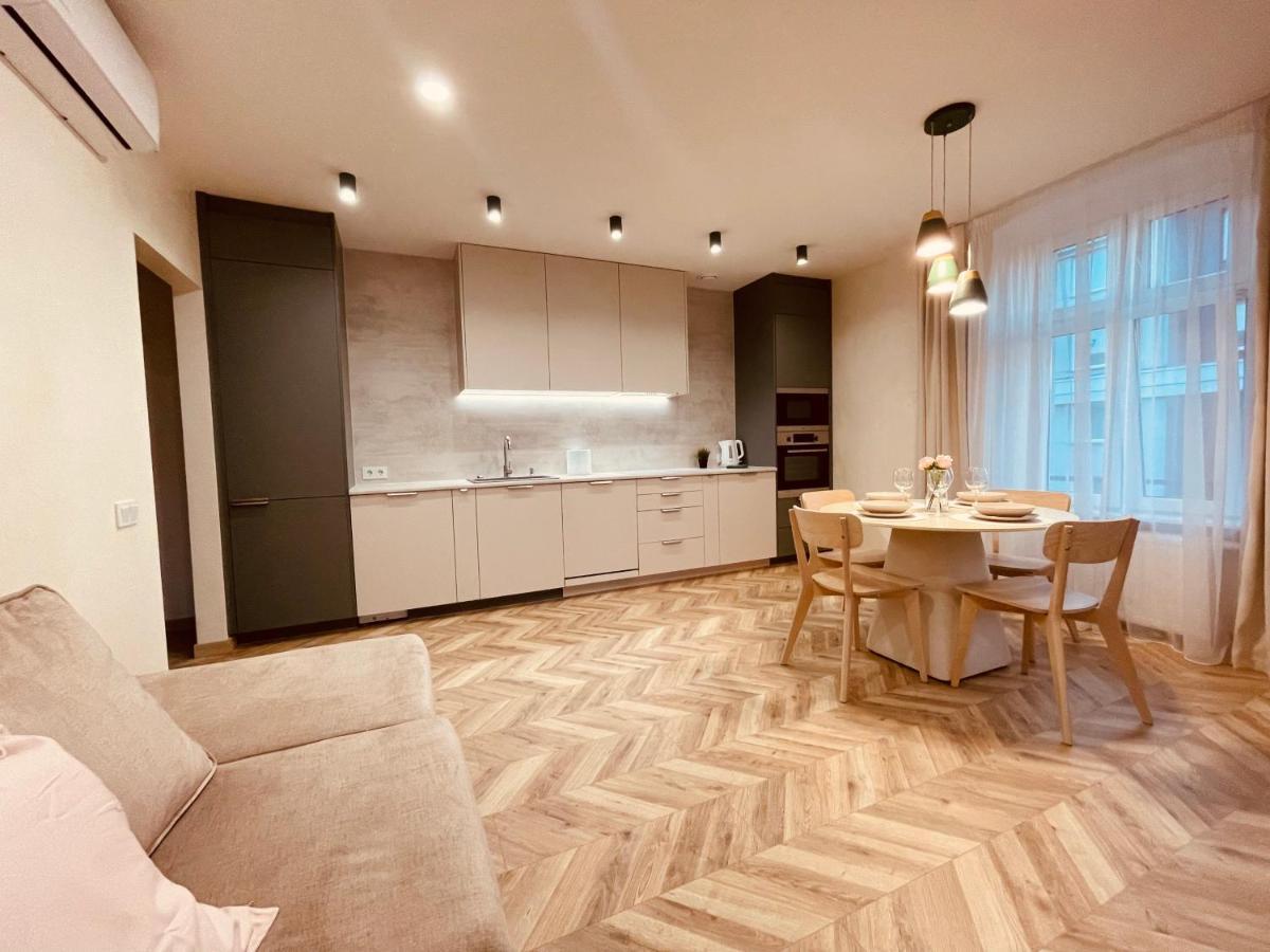 Kobiela Apartments Family Delux Ktw City Center Katowice Ngoại thất bức ảnh